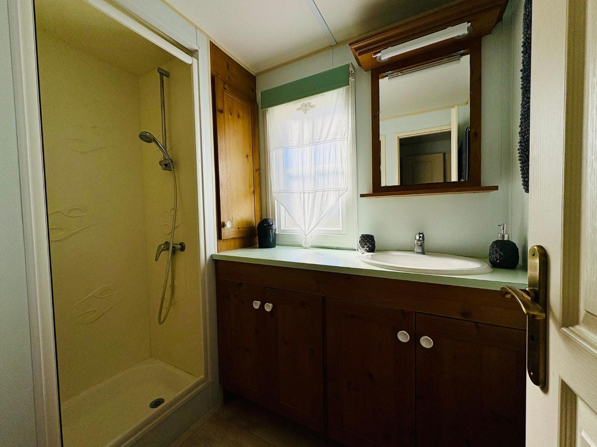 Mobil'Home Climatise Terrain Prive Proche Du Zoo De La Palmyre Les Mathes Dış mekan fotoğraf